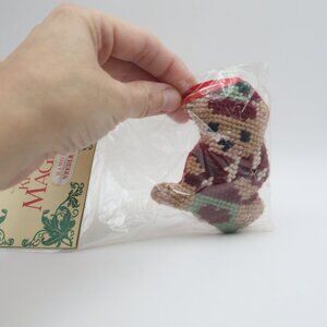 New Vintage Stock Kitchen Magnet Handmade Needlepoint Bear Magnet & Ornament